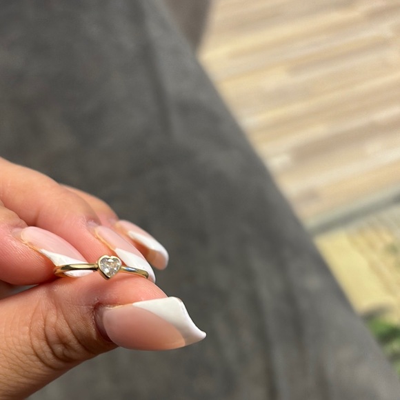 Elegant Gold Heart Ring 14k - Picture 1 of 4
